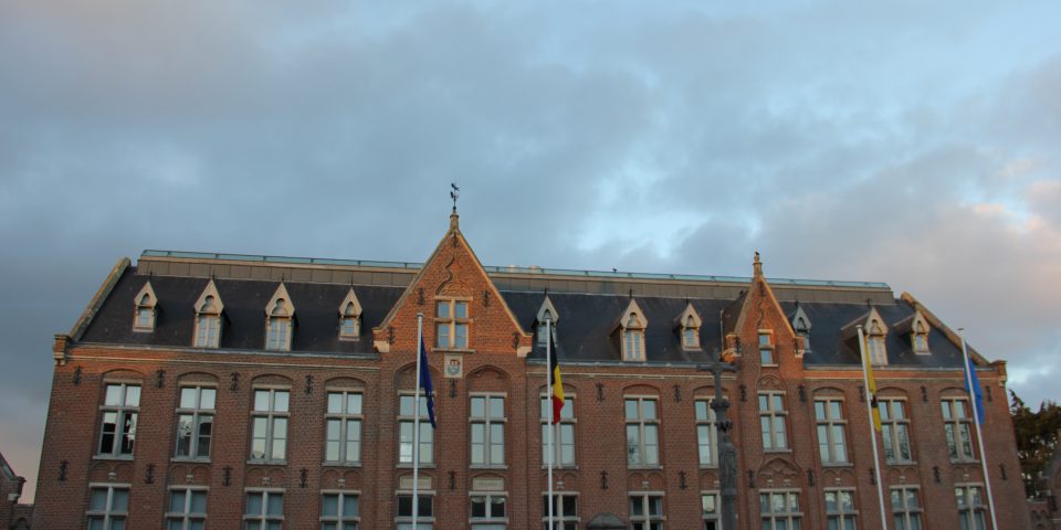 boydens-TOWN HALL